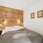 Apartament Flat In Sur Ollon, Amethyste, For 4, With Two Double Beds, Balcony And 75m To Ski-train *