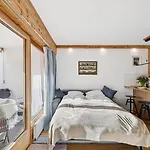 Flat In Sur Ollon, Amethyste, For 4, With Two Double Beds, Balcony And 75m To Ski-train *