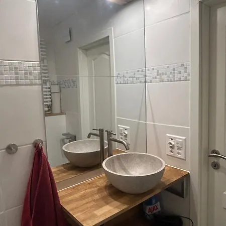 Flat In Sur Ollon, Amethyste, For 4, With Two Double Beds, Balcony And 75m To Ski-train *